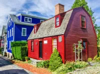 Jigsaw Puzzle red house