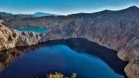Puzzle Crater lake