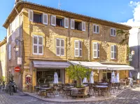 Jigsaw Puzzle Summer cafe in Lourmarin