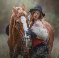 Пазл Лошадь и девушка