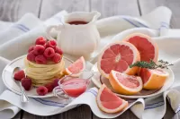 Слагалица Raspberry and grapefruit