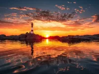 Bulmaca Lighthouse at sunset