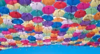 Slagalica The sea of umbrellas