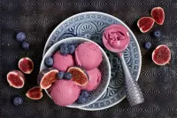 Jigsaw Puzzle Ice cream and figs