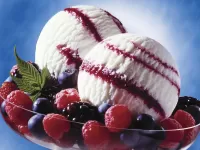 Puzzle ice cream and berries
