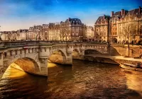 Zagadka The bridge over the Seine