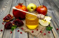 Слагалица Honey and fruit