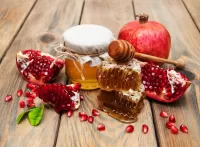 Zagadka Honey and pomegranate