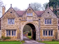 Puzzle Gate House