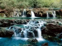 Zagadka unusual waterfall