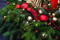 Слагалица Christmas tree branch