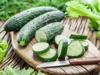 Quebra-cabeça Cucumbers and lettuce