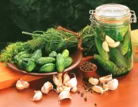 Jigsaw Puzzle Cucumbers with garlic