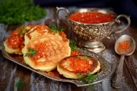 Quebra-cabeça Pancakes with caviar