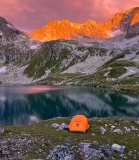 Пазл Оранжевая палатка