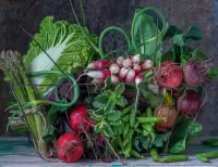 Слагалица Vegetables in a basket