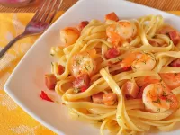 Слагалица Pasta with shrimps