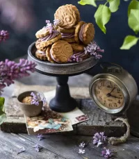 Puzzle Lilac cookies