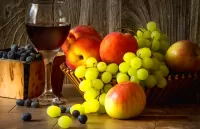 Jigsaw Puzzle Peaches with grapes