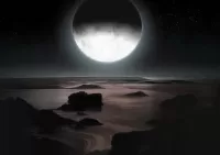 Zagadka Pluto in the glow of the moon
