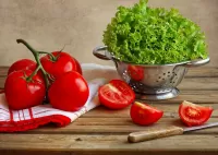 Quebra-cabeça Tomatoes and lettuce