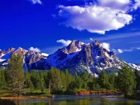 Jigsaw Puzzle Mountains and lake