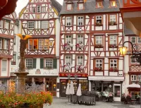 Пазл Market Square