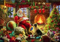 Zagadka Santa Claus at fireplace