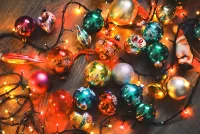 Puzzle Balls with garland