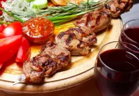 Bulmaca Shish kebab and wine