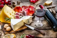 Jigsaw Puzzle Cheese and wine