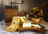 Jigsaw Puzzle Cheese and grapes