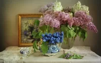 Puzzle Lilac and Muscari