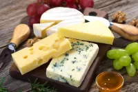 Jigsaw Puzzle Cheeses