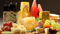 Jigsaw Puzzle Cheeses and fruit