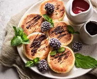 Jigsaw Puzzle Cheesecakes and blackberries