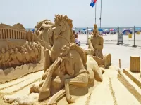 Rompecabezas sculpture of sand