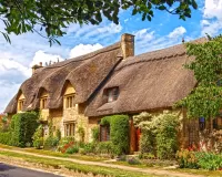 Jigsaw Puzzle Thatched roof
