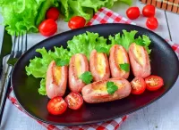 Puzzle Sausages with cheese