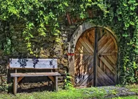 Jigsaw Puzzle old gate