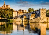 Slagalica Ancient bridge in Avignon
