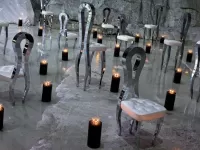 パズル The chairs and candles