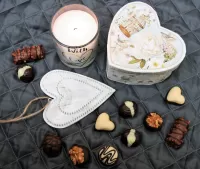 Jigsaw Puzzle Candle and chocolates