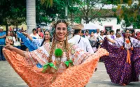 Zagadka Dancing in Costa Rica