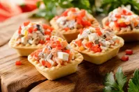 Jigsaw Puzzle Tartlets with salad