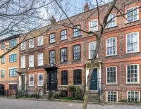 Jigsaw Puzzle Townhouse in London