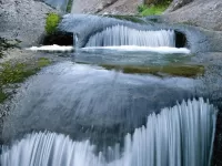 パズル Flowing water