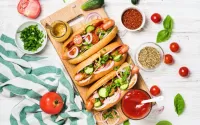 Jigsaw Puzzle Three hot dogs