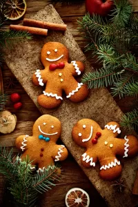 Rompecabezas Three gingerbread