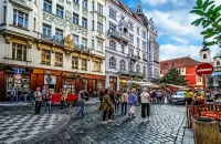 Quebra-cabeça Tourists in Prague